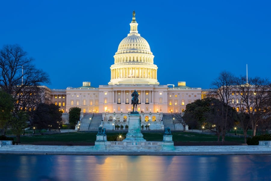 El Capitolio de la Capital Federal Washington D.C. es parte del tour de 5 días desde Nueva York
